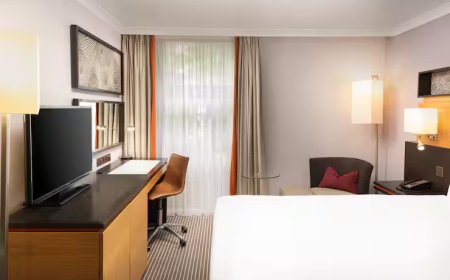 Double Deluxe Room