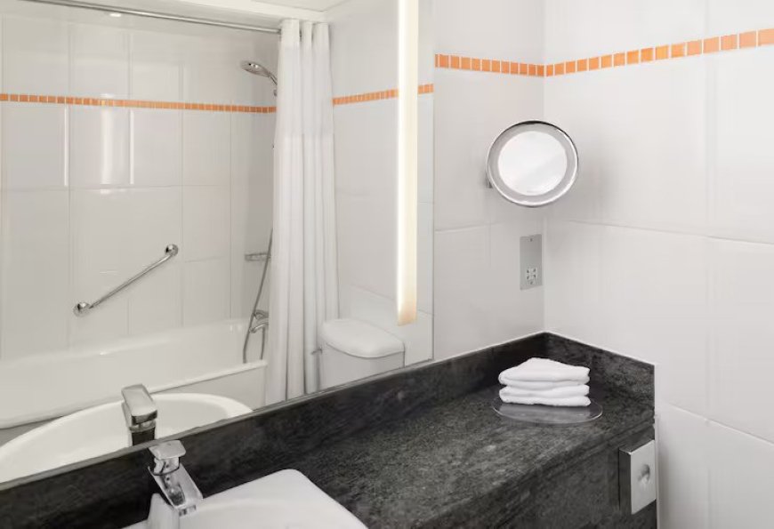 Twin Superior Room