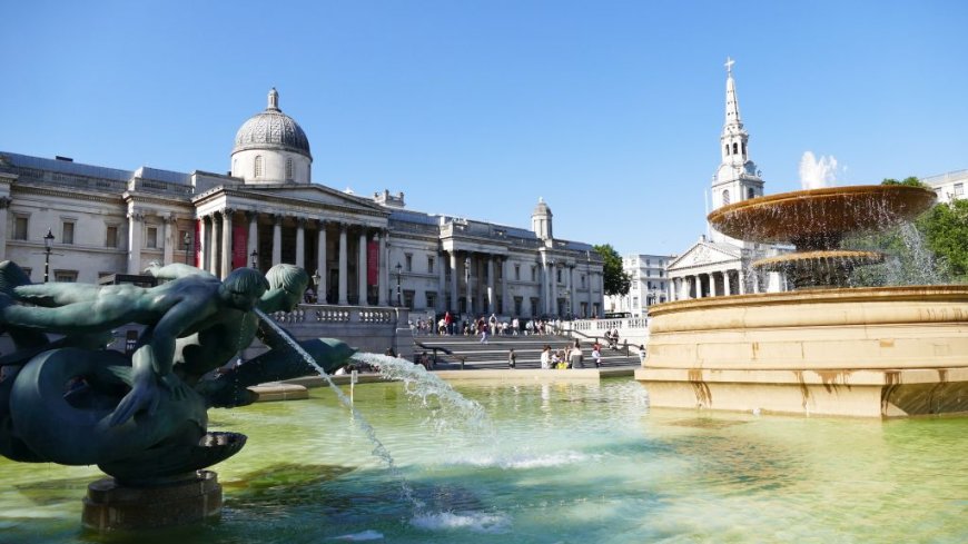 Visit Trafalgar Square