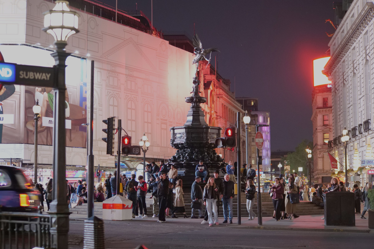 Piccadilly Circus