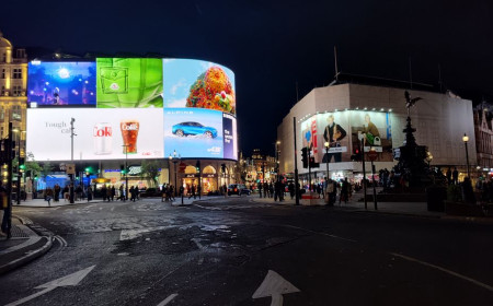 Piccadilly Circus